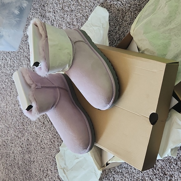 Mini Bailey Button Poppy - Picture 6 of 8